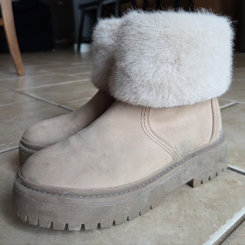 Zara Kids Tan Fur-Lined Boots